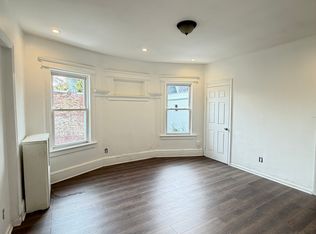 155 Steuben St #2, East Orange, NJ 07018