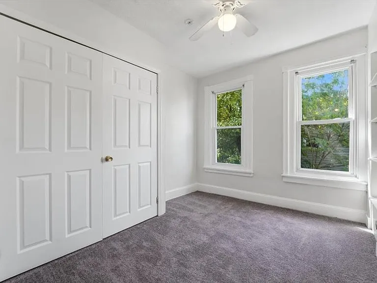 5538 Walton Ave — Photo 13