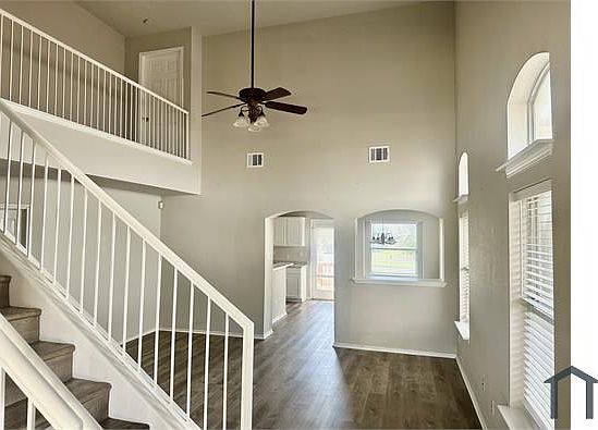 2nd image of 1009 Traci Michelle Dr