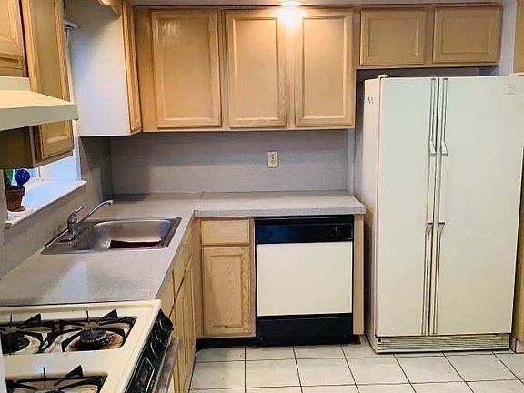 2nd image of 2001 74th St #3A