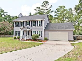 628 Rockport Dr, Fayetteville, NC 28311