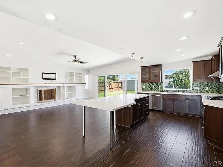 834 Holly Ave — Photo 17