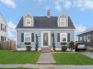 17 Brookwood Rd, Cranston, RI 02910