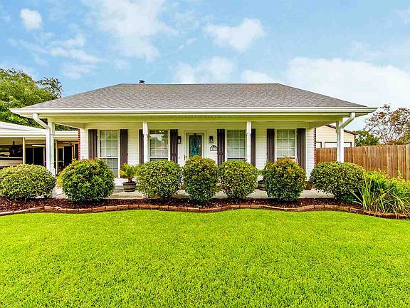 2nd image of 202 Fern Ln