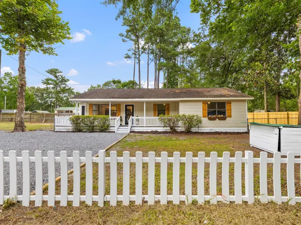 802 Royle Rd, Ladson, SC 29456