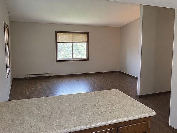 4th image of 1008 W 4th St
