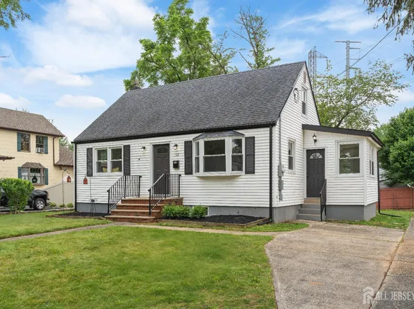 12 Trenton Ave, Edison, NJ 08817