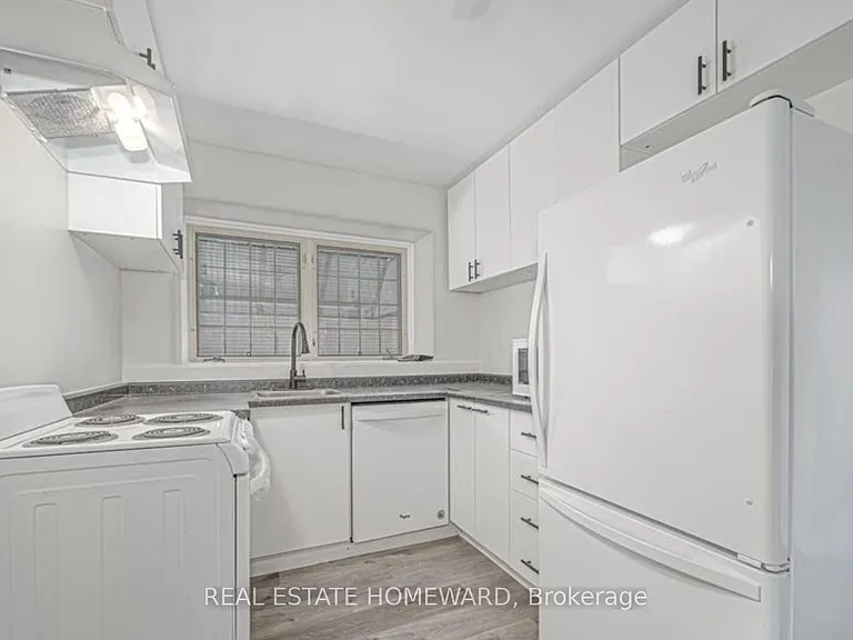 668 Harold Dr — Photo 11