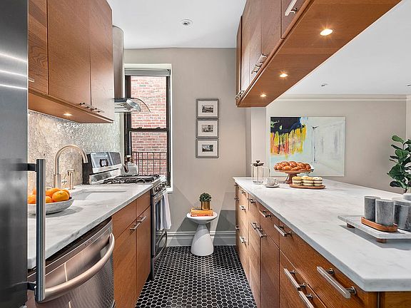 4th image of 50 Lefferts Ave APT 5R