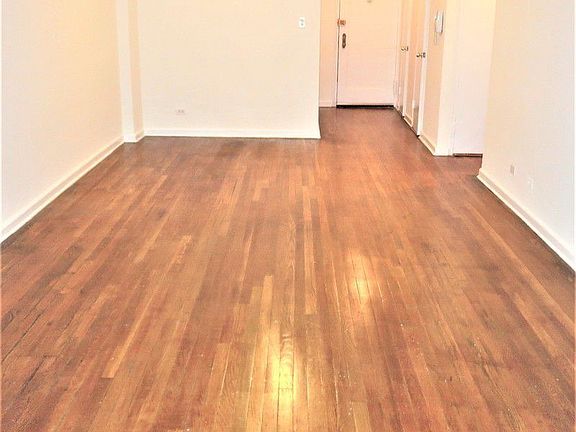 4th image of 6411 99th St APT 210