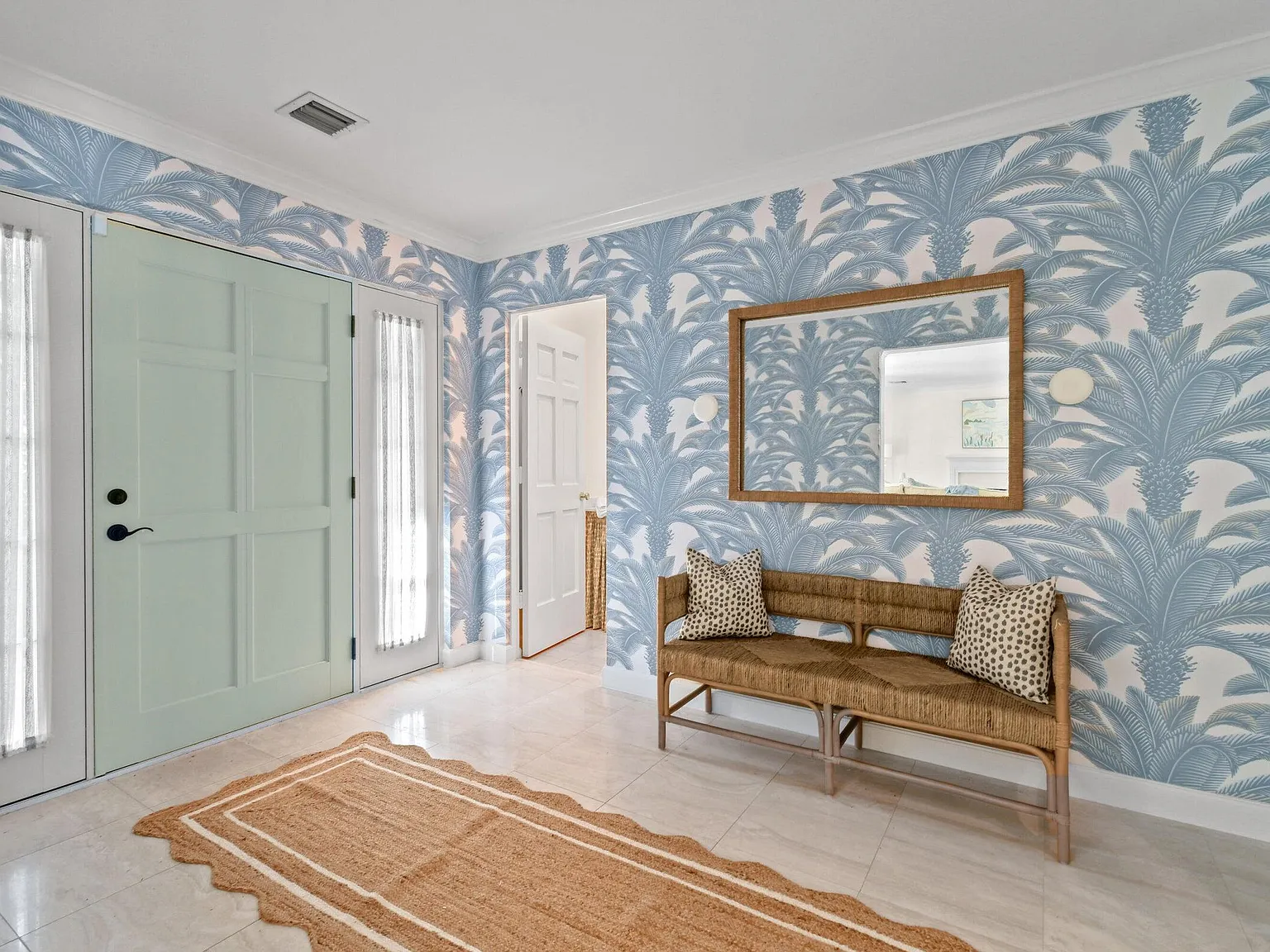 5 bed, 3.5 bath, 2847 sqft, $55,000 — Photo 3