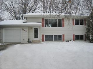 2240 Condor Pl, Owatonna, MN 55060