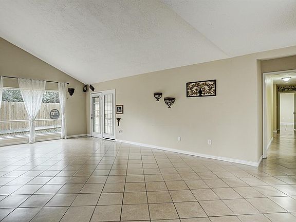 Look at the size of this den