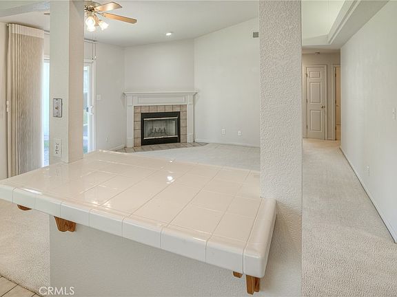 5th image of 18 Dawn Ct