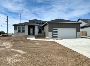 4101 Royal Ct, Hays, KS 67601