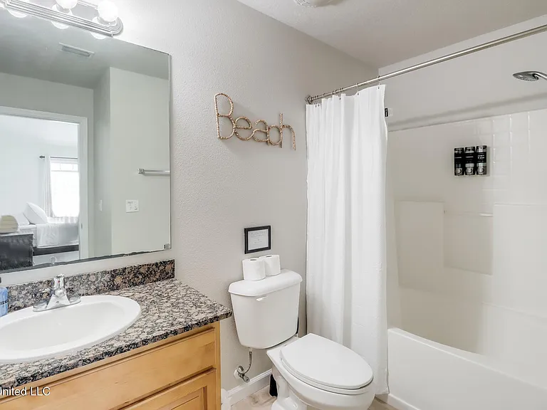 1131 Century Oaks Dr #A — Photo 18