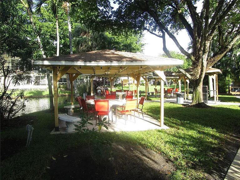 5111 W Oakland Park Blvd #301 — Photo 4