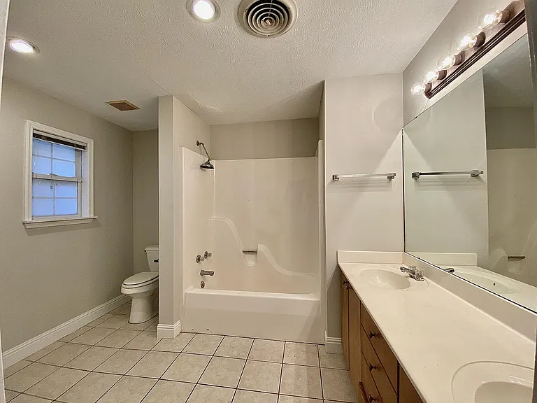 301 County Road 1001 — Photo 17
