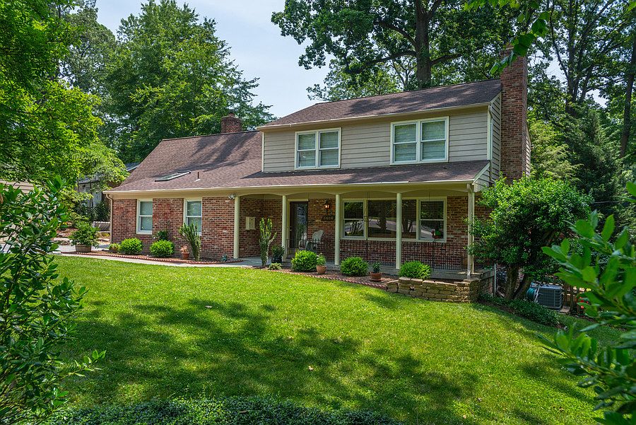 Beautiful Facade with Front Porch