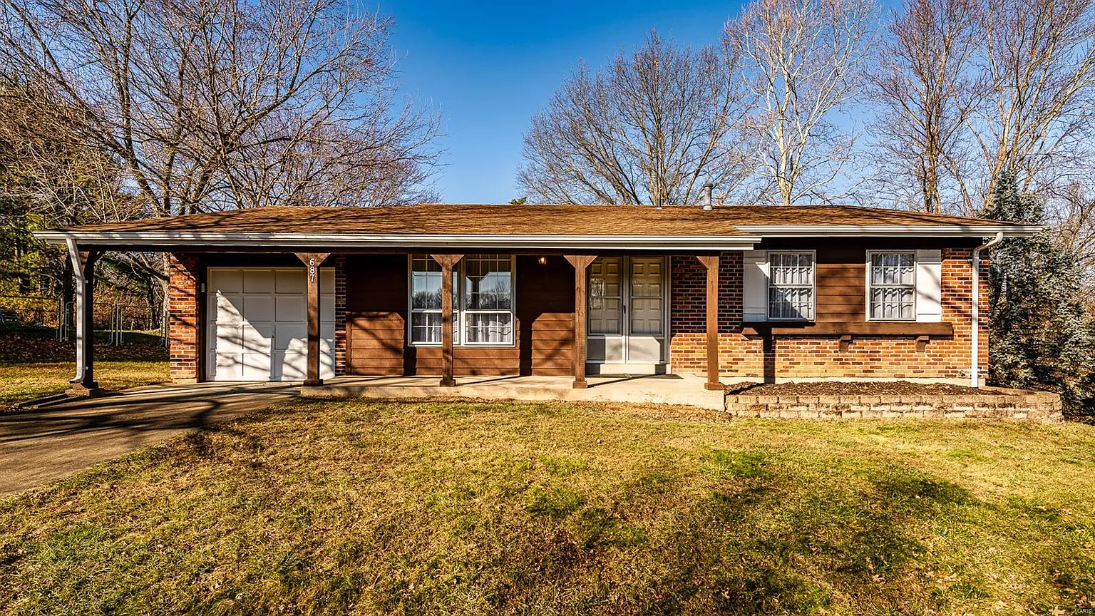 687 Woodrun Ct photo 1