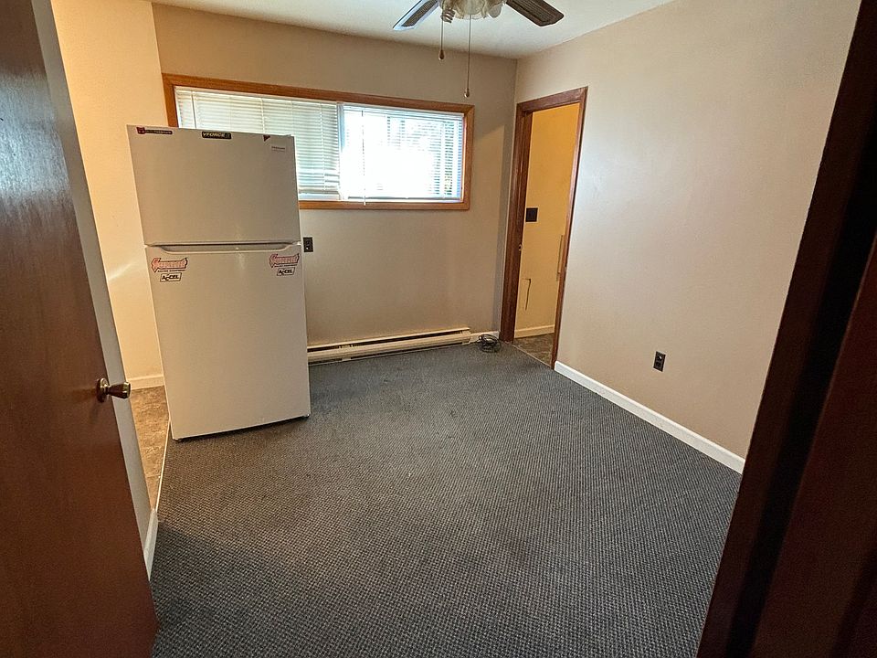 1st image of 220A Highland Rd #2
