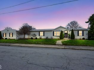 312 E 10th St, Lapel, IN 46051