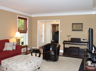 575 Dielman Rd, Saint Louis, MO 63132