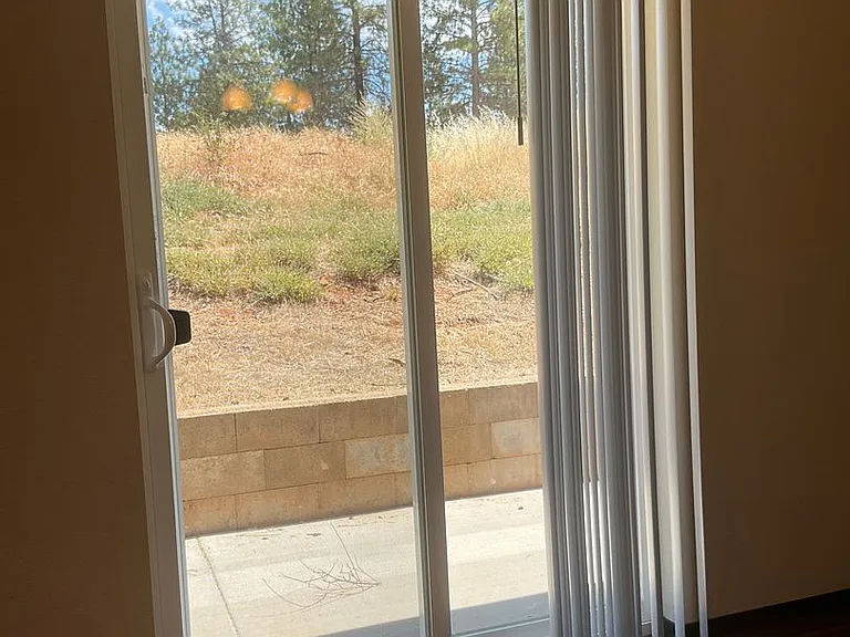 5930 Camino Ln — Photo 5