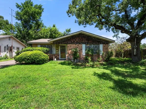 120 Woodland Ave, Corsicana, TX 75110