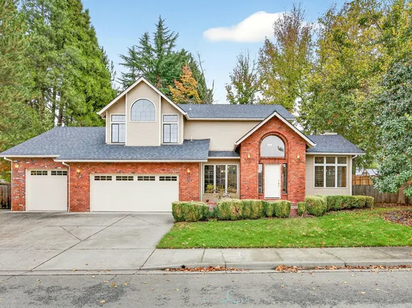 1876 Inglewood Dr, Medford, OR 97504
