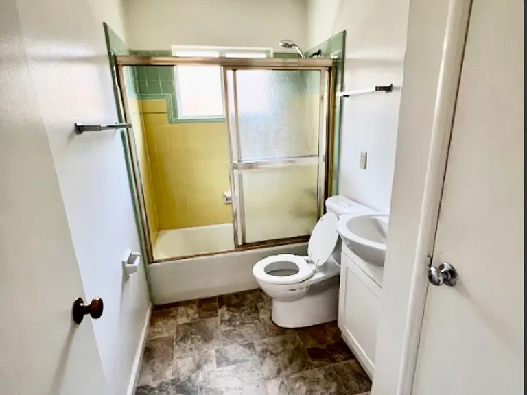 729 Mountain View Ave #1 — Photo 6