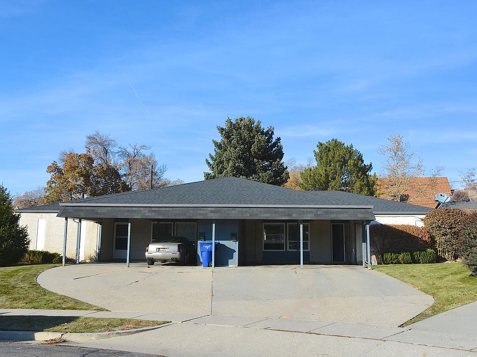 Front of duplex