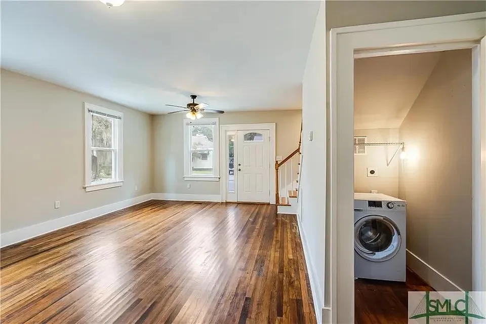 2 bed, 2.5 bath, 1400 sqft, $2,200 — Photo 3