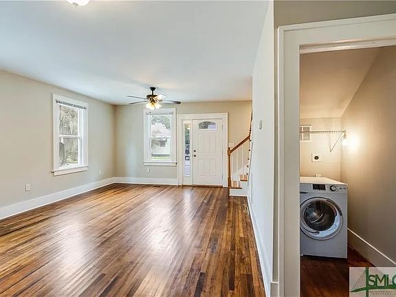 3rd image of 653 E 38th St