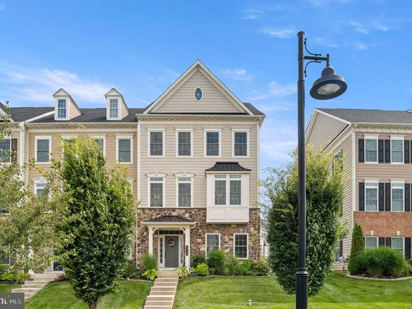 514 S Atwater Dr, Malvern, PA 19355