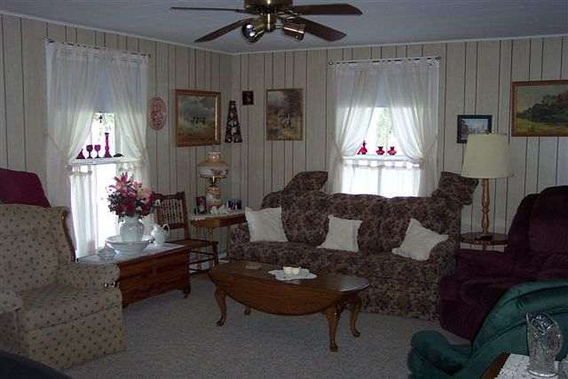 3rd image of 125 CHURCH Street