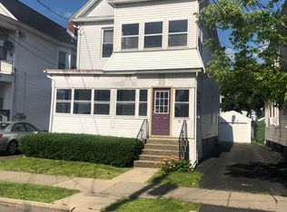 32 Hampton St #1, Albany, NY 12209