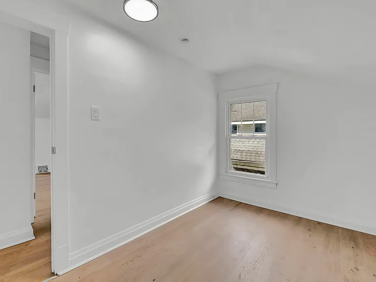 1584 Hampton Rd — Photo 31