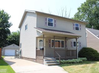 906 E Dallas Ave, Madison Heights, MI 48071