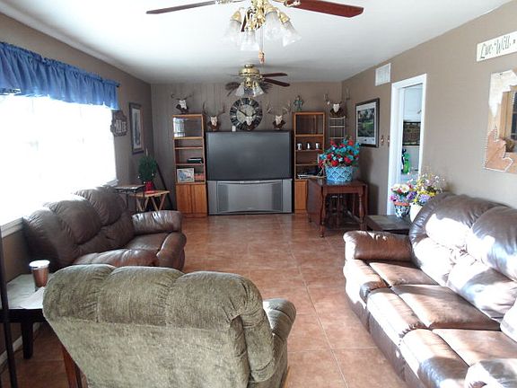 2nd image of 2100 E Crescent Dr