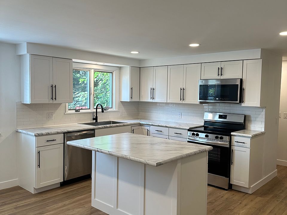 1st image of 7422 Brookside St NE #7422