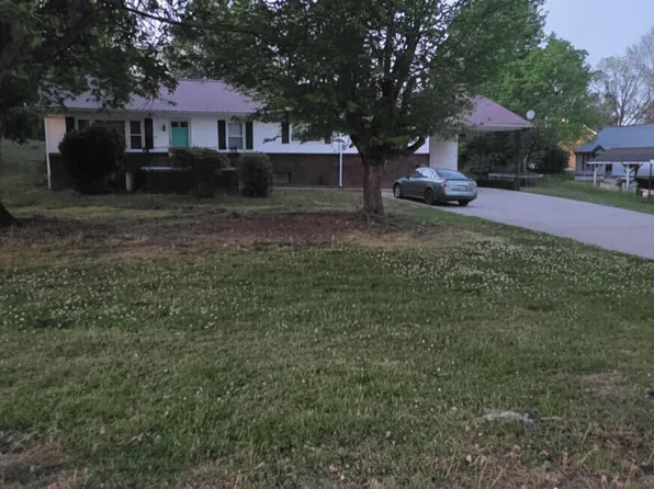 806 Bennett St, Sweetwater, TN 37874