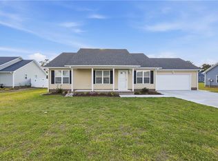 211 Compass Dr, Elizabeth City, NC 27909