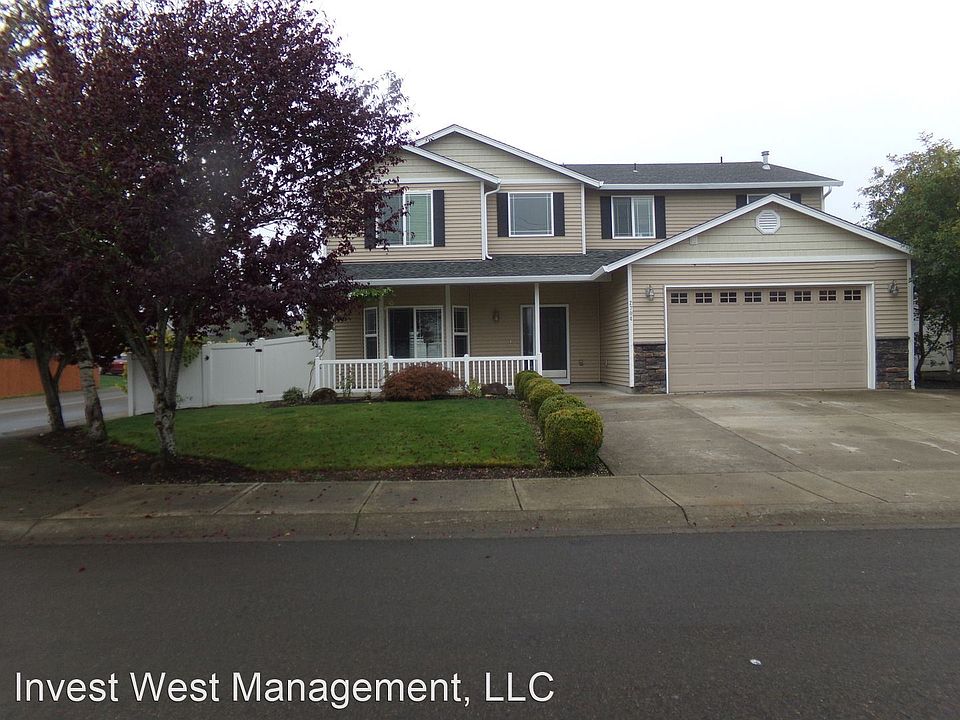 1st image of 2704 NE 166th Pl