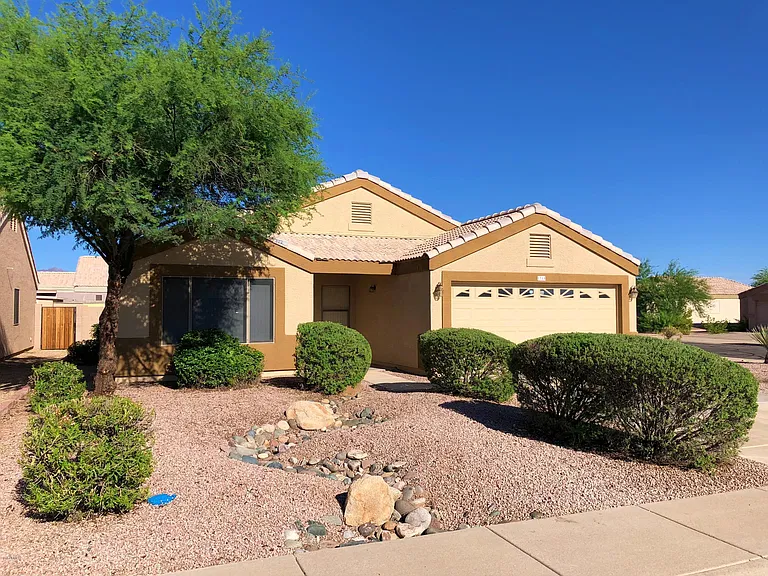 1719 S Pinto Dr — Photo 3