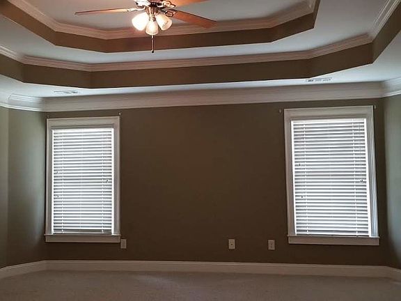 4th image of 641 Autumn Meadow Dr