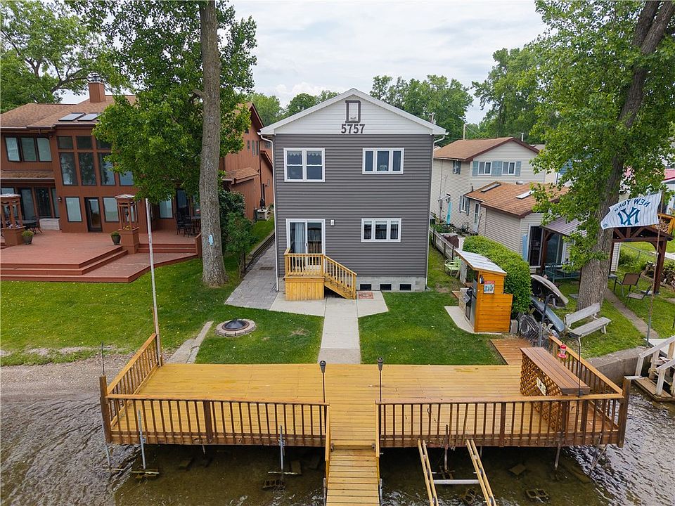 1st image of 5757 Mariners Dr
