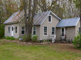 51 Center Rd, Hillsborough, NH 03244