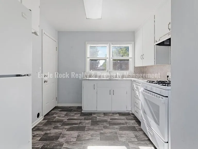 4341 N Iroquois Ave — Photo 7