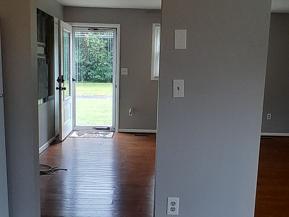 5th image of 123 Browder Rd